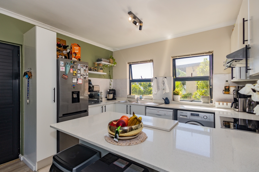 2 Bedroom Property for Sale in Royal Ascot Western Cape